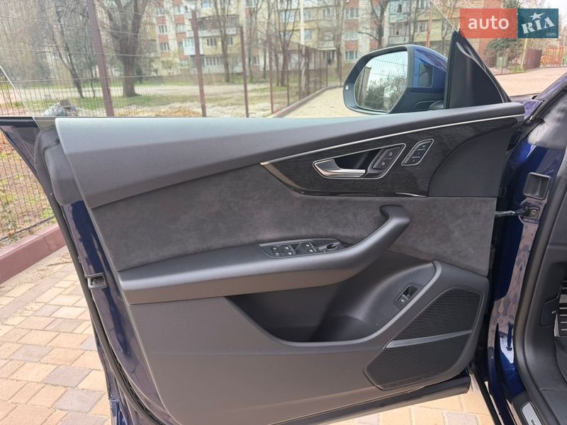 Позашляховик / Кросовер Audi Q8 2022 в Арцизові фото 13 Позашляховик / Кросовер Audi Q8 2022 в Арцизові