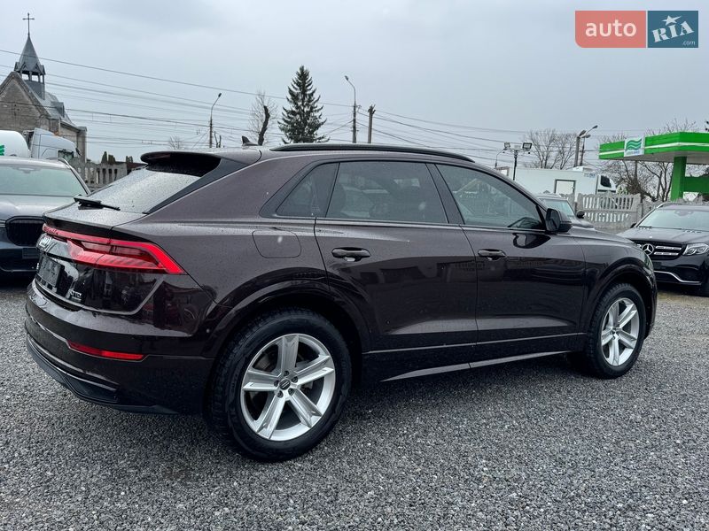 Позашляховик / Кросовер Audi Q8 2019 в Тернополі фото 31 Позашляховик / Кросовер Audi Q8 2019 в Тернополі