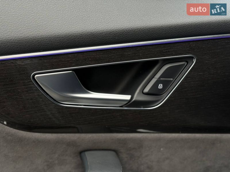 Позашляховик / Кросовер Audi Q8 2019 в Рівному