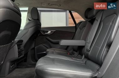 Позашляховик / Кросовер Audi Q8 2019 в Рівному