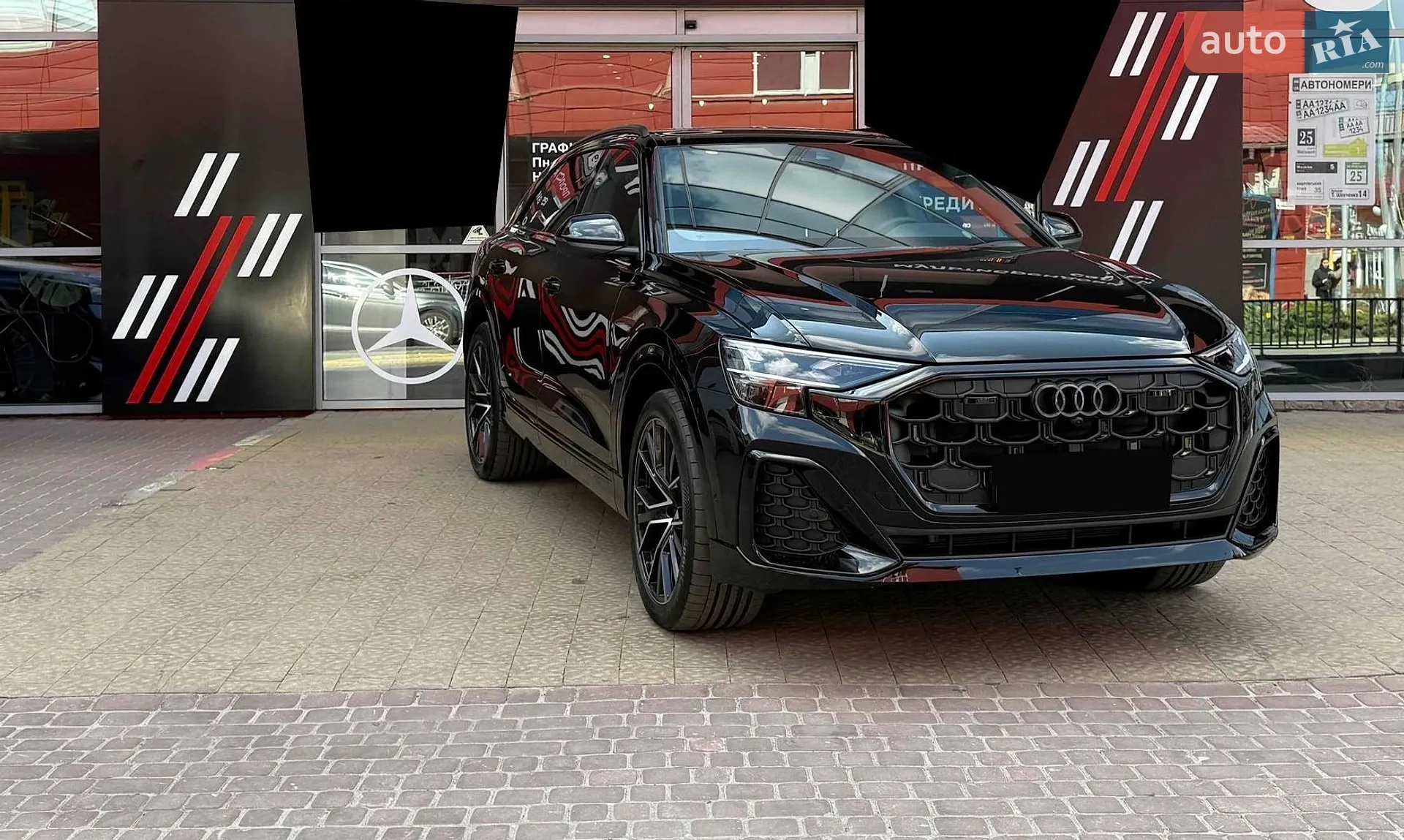 2025 Audi Q8 - фото 1
