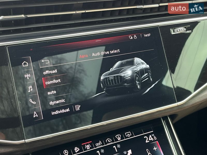 Позашляховик / Кросовер Audi Q8 2019 в Ковелі