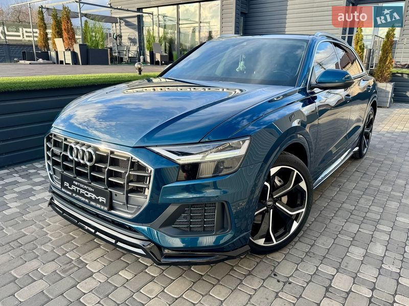 Внедорожник / Кроссовер Audi Q8 2018 в Киеве