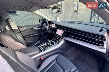 Внедорожник / Кроссовер Audi Q8 2018 в Киеве