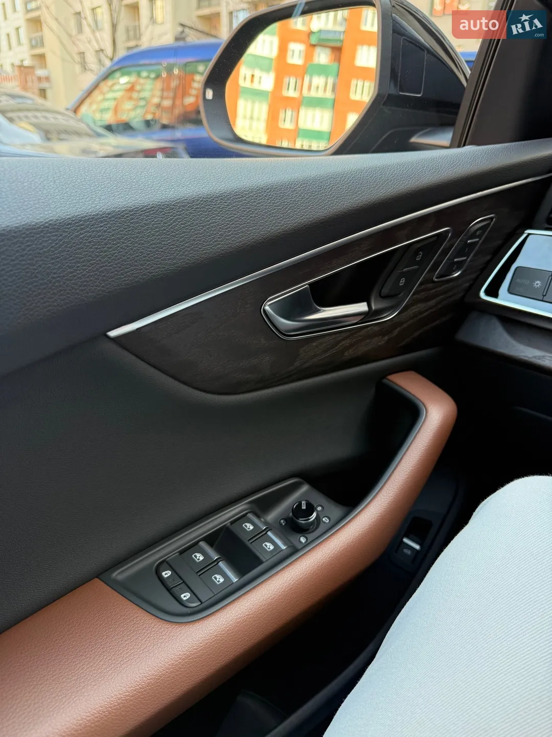 2020 Audi Q8 - мініатюра 17