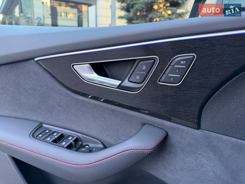 Позашляховик / Кросовер Audi Q8 2025 в Києві фото 36 Позашляховик / Кросовер Audi Q8 2025 в Києві