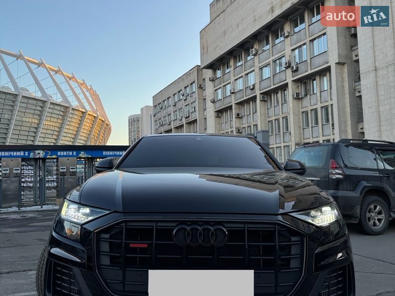 Audi Q8 2020