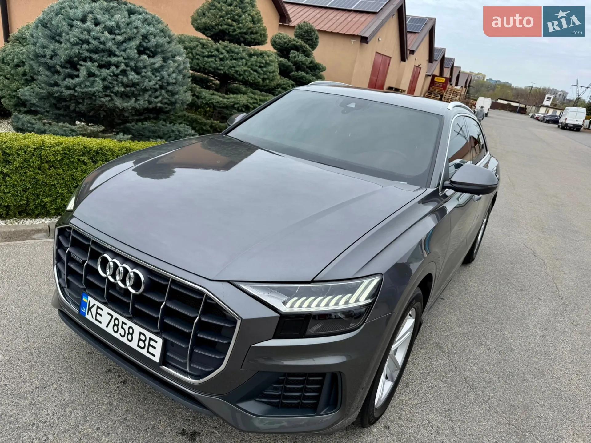 2019 Audi Q8 - мініатюра 2