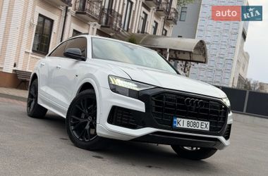 Позашляховик / Кросовер Audi Q8 2018 в Вінниці