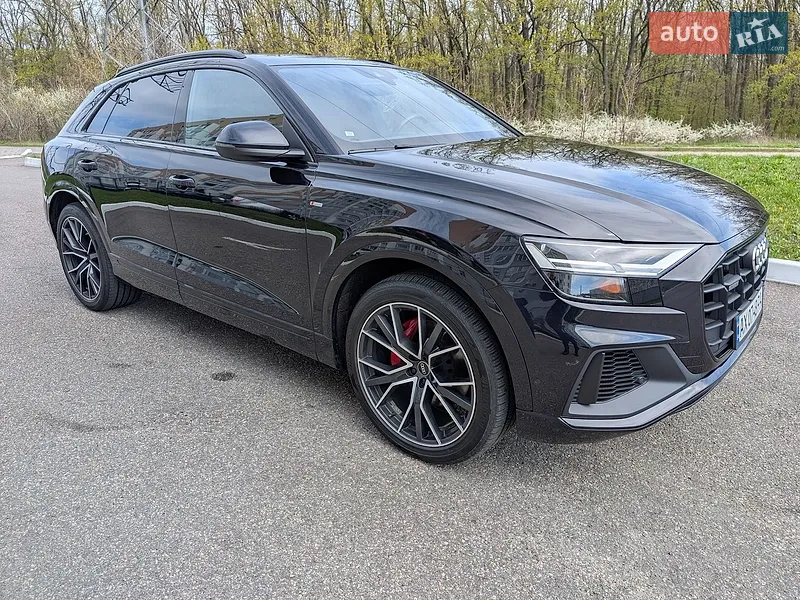 Audi Q8 2020