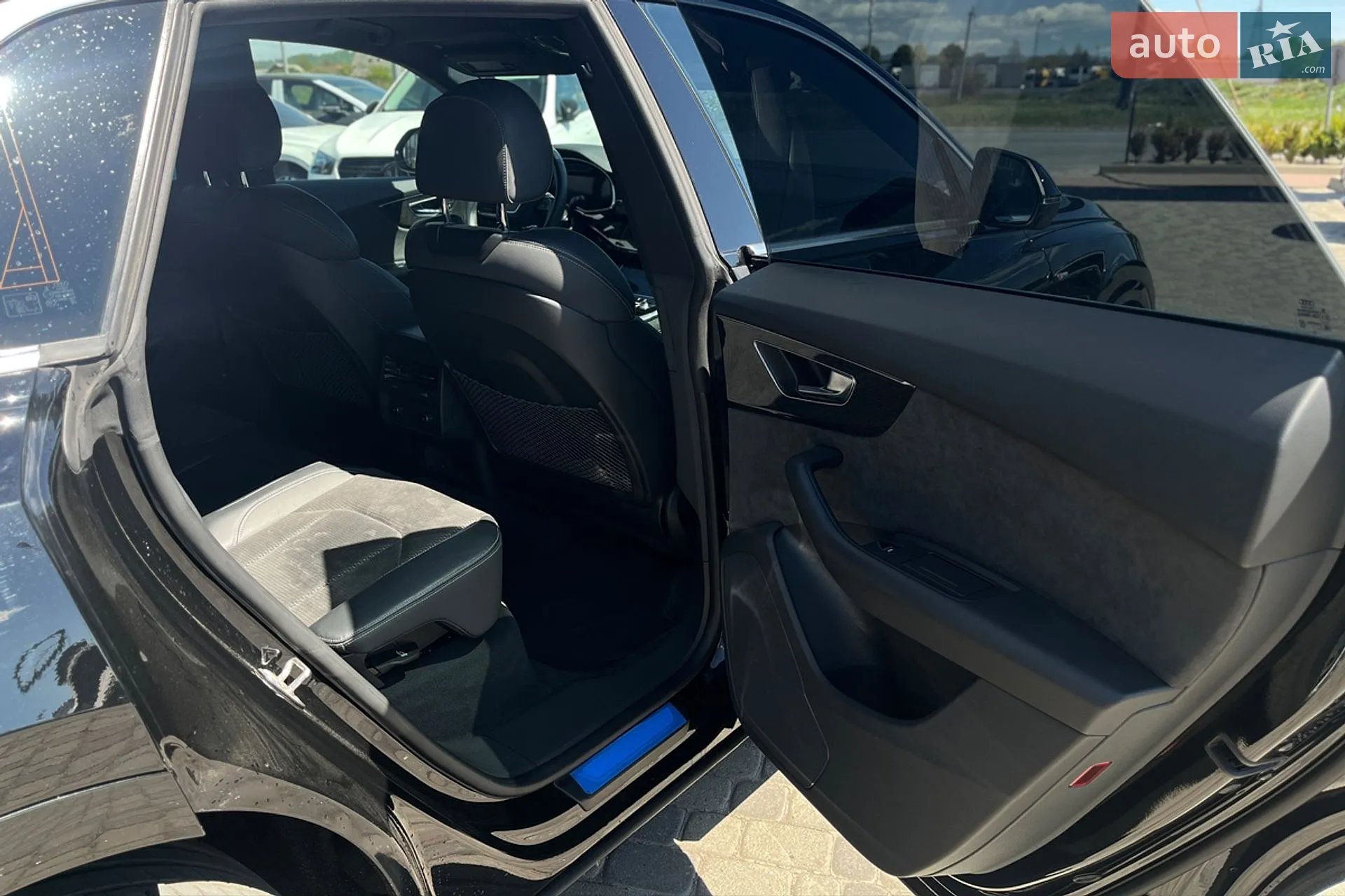 2021 Audi Q8 - мініатюра 31