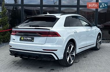 Позашляховик / Кросовер Audi Q8 2021 в Львові