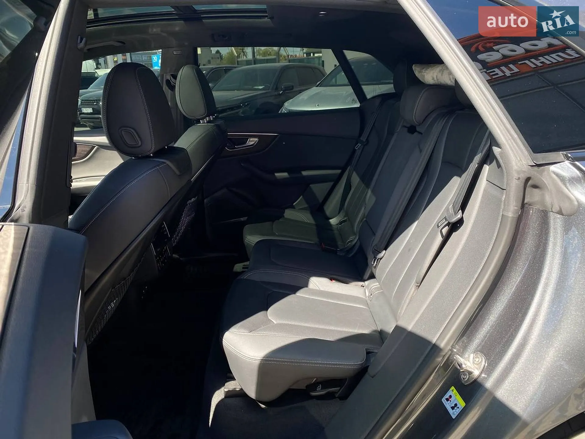 2020 Audi Q8 - мініатюра 24