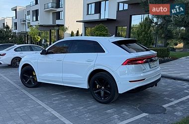 Внедорожник / Кроссовер Audi Q8 2018 в Ужгороде