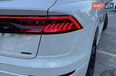 Внедорожник / Кроссовер Audi Q8 2018 в Ужгороде