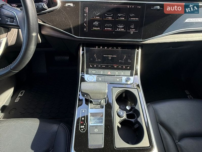 Внедорожник / Кроссовер Audi Q8 2018 в Ужгороде