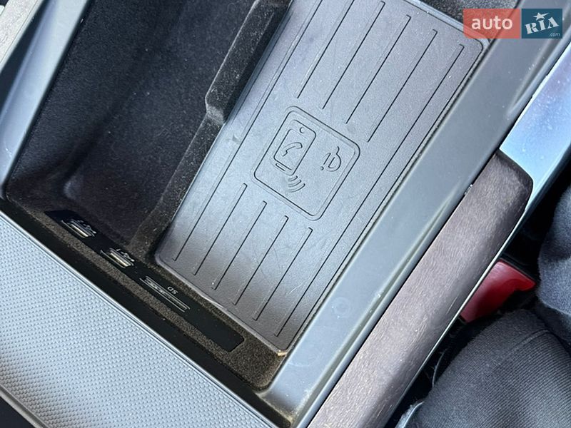 Внедорожник / Кроссовер Audi Q8 2018 в Ужгороде