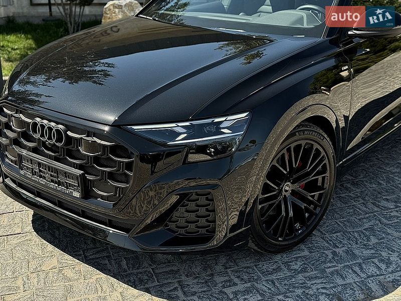 Внедорожник / Кроссовер Audi Q8 2025 в Львове