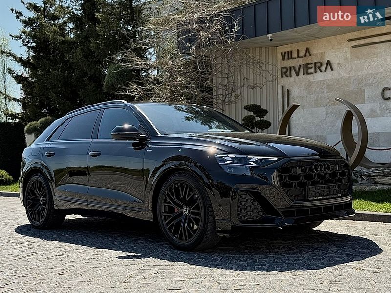 Внедорожник / Кроссовер Audi Q8 2025 в Львове
