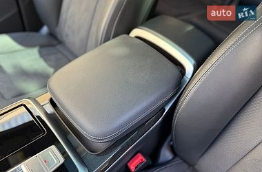 Внедорожник / Кроссовер Audi Q8 2025 в Львове