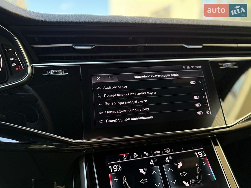 Внедорожник / Кроссовер Audi Q8 2025 в Львове