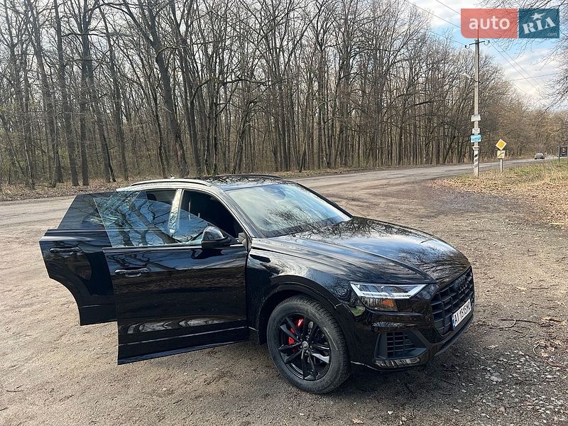 Внедорожник / Кроссовер Audi Q8 2018 в Попельне