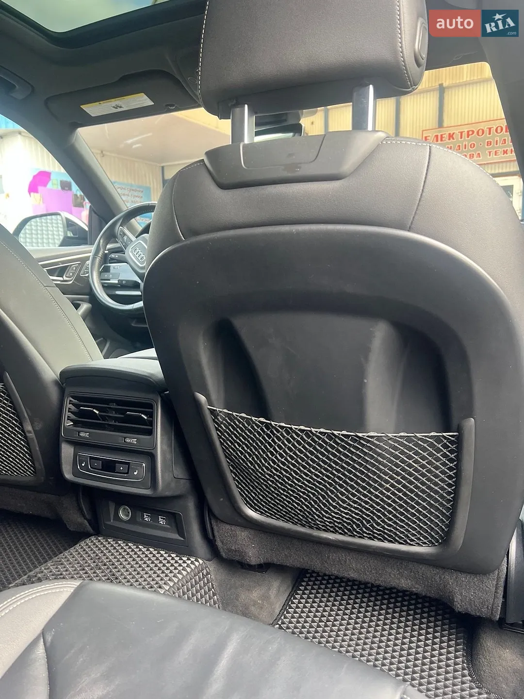 2018 Audi Q8 - мініатюра 26