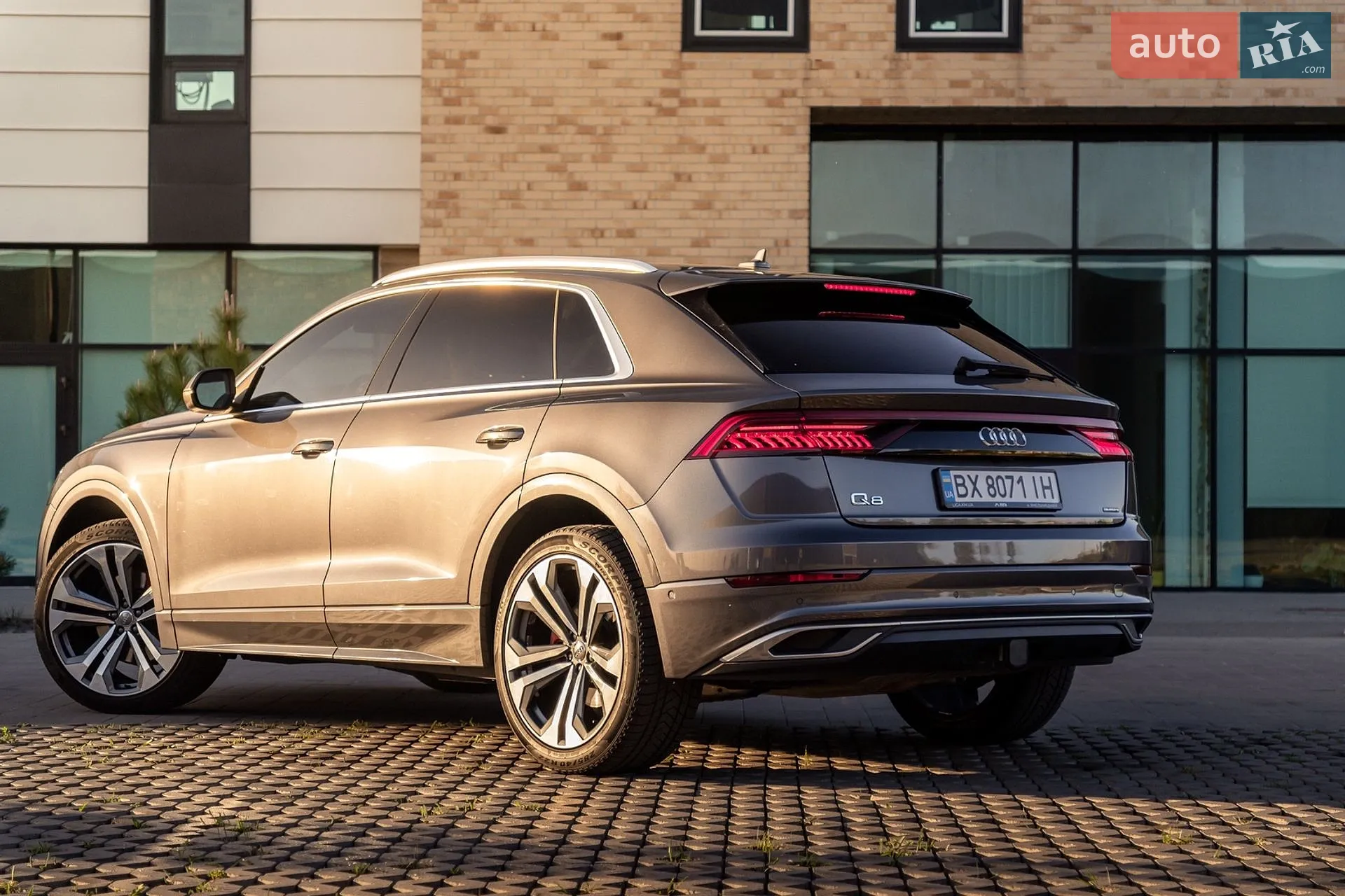 2018 Audi Q8 - мініатюра 8