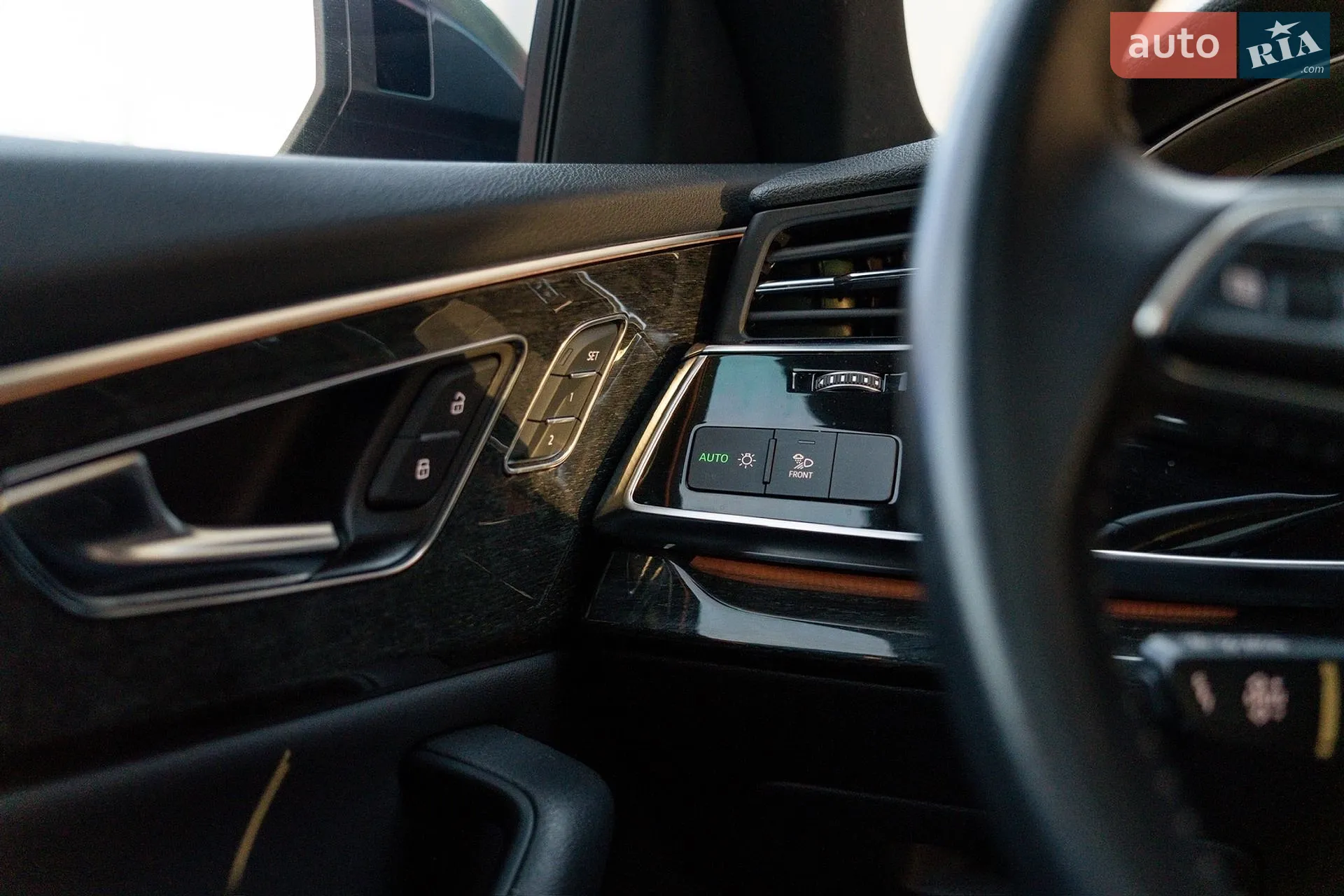 2018 Audi Q8 - мініатюра 48