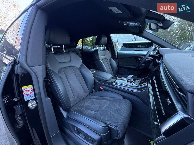 Внедорожник / Кроссовер Audi Q8 2020 в Одессе