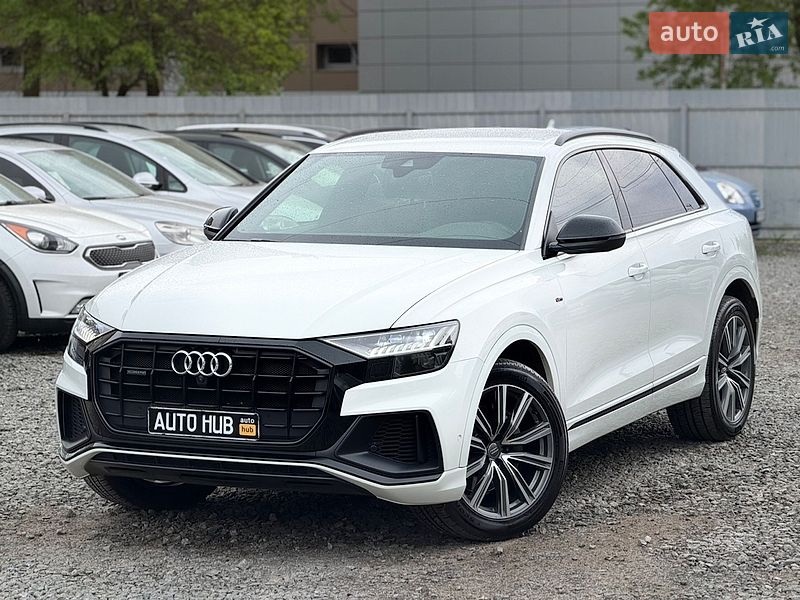 Внедорожник / Кроссовер Audi Q8 2019 в Бердичеве