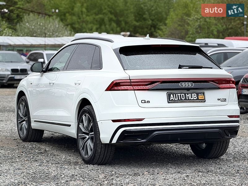 Внедорожник / Кроссовер Audi Q8 2019 в Бердичеве