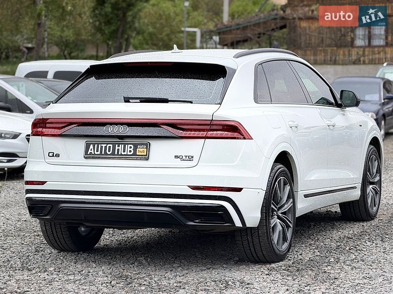 Внедорожник / Кроссовер Audi Q8 2019 в Бердичеве