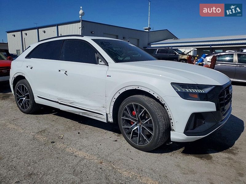 Внедорожник / Кроссовер Audi Q8 2019 в Львове