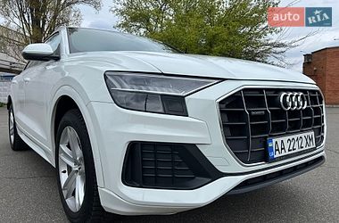 Позашляховик / Кросовер Audi Q8 2019 в Києві