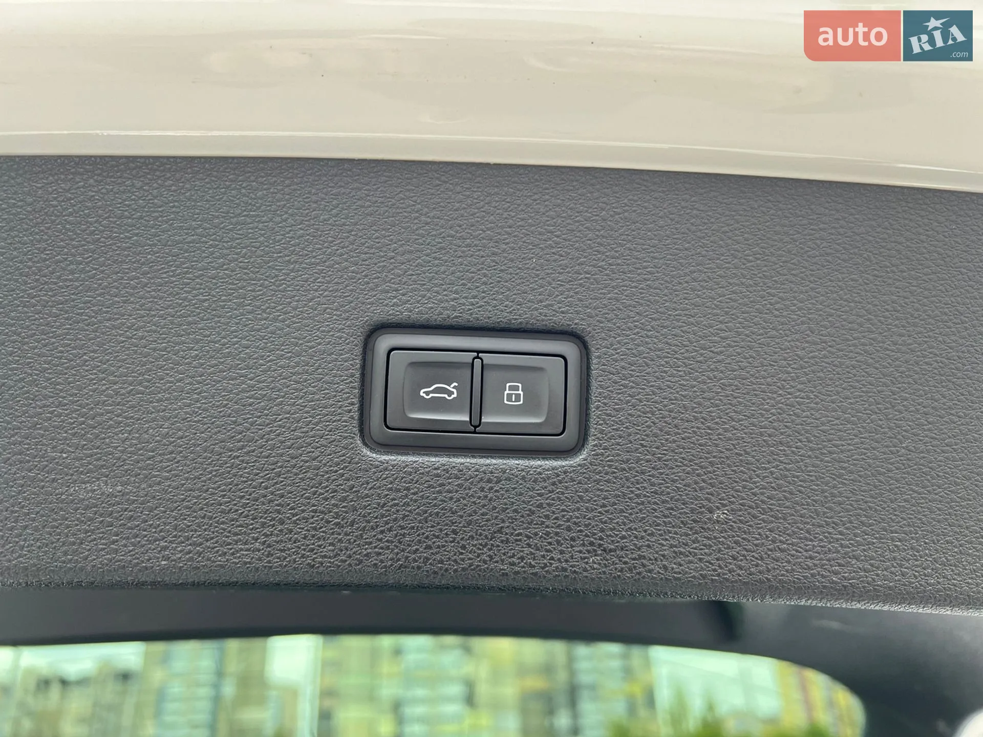 2019 Audi Q8 - мініатюра 16