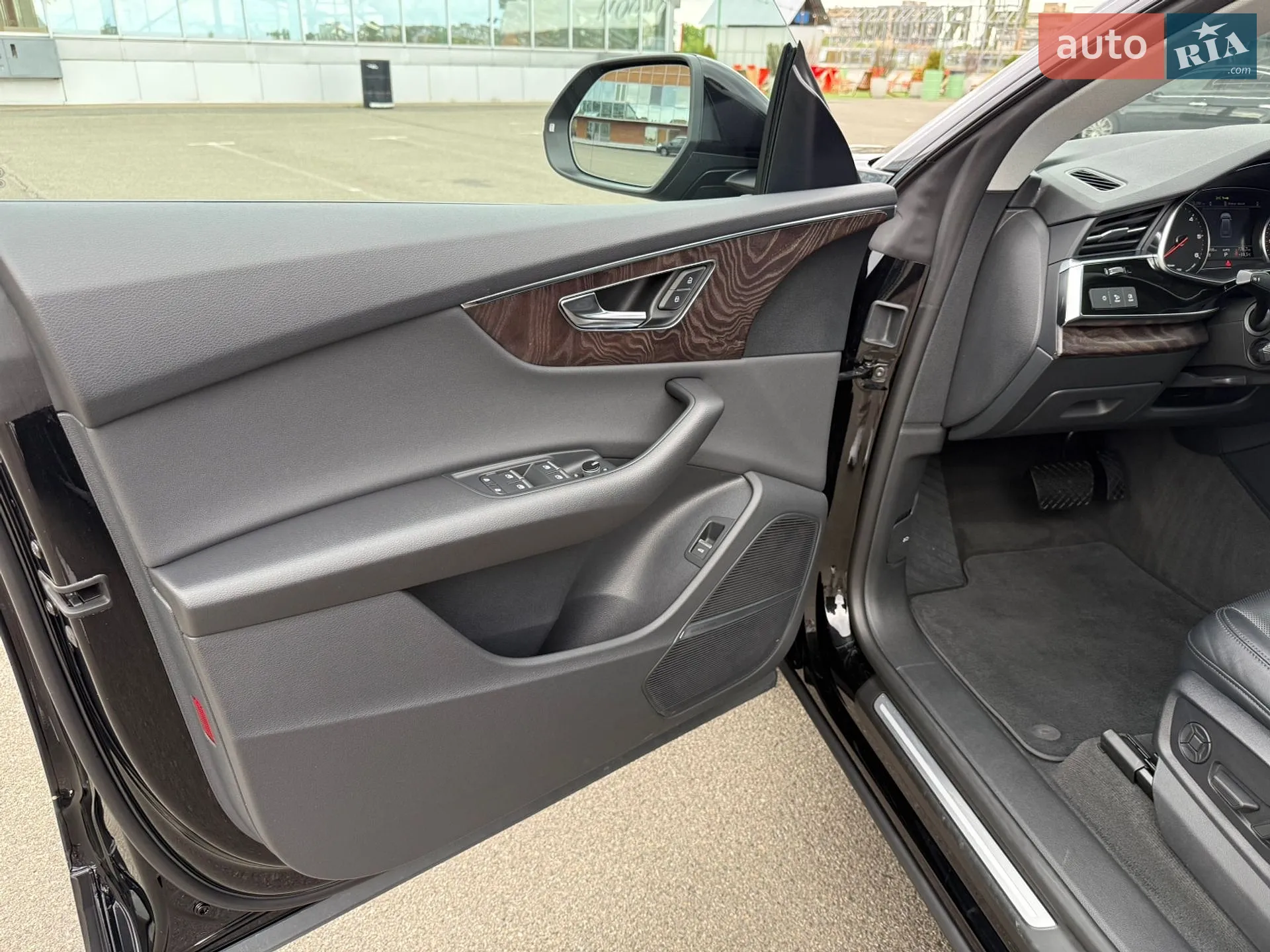 2020 Audi Q8 - мініатюра 24