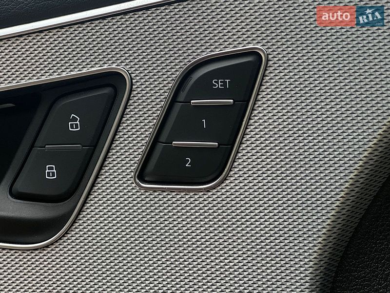 Внедорожник / Кроссовер Audi Q8 2019 в Львове