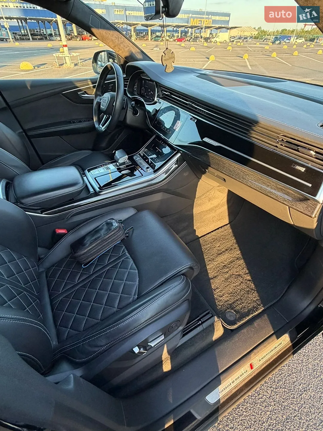 2020 Audi Q8 - мініатюра 17