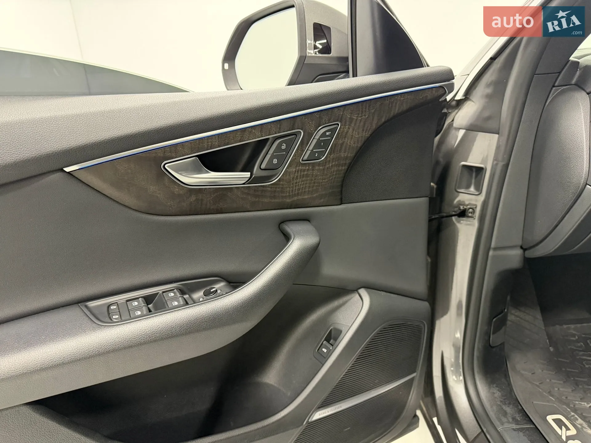2018 Audi Q8 - мініатюра 21