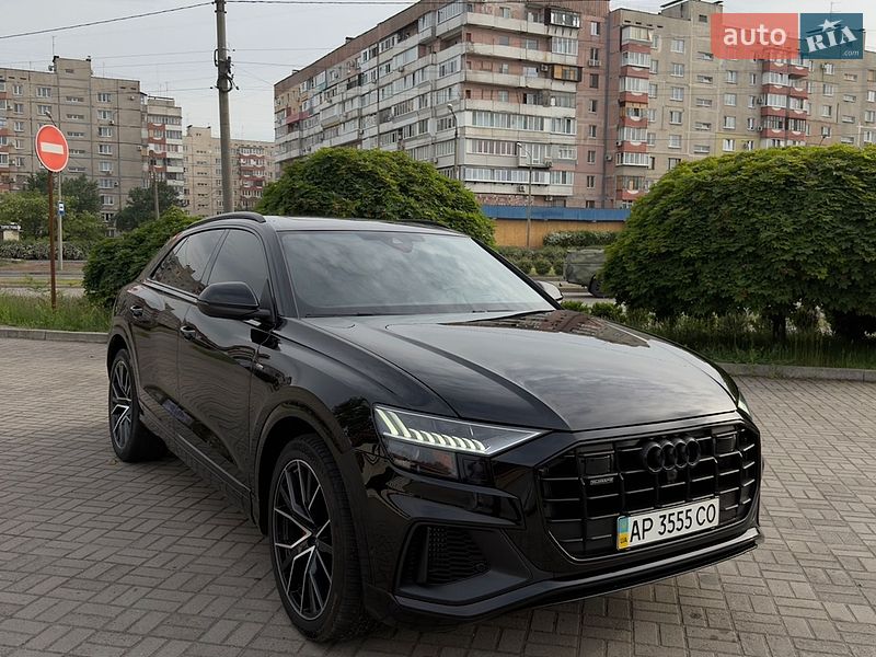 Позашляховик / Кросовер Audi Q8 2022 в Запоріжжі