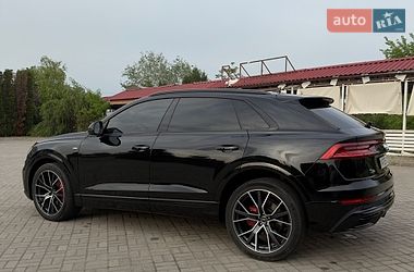 Позашляховик / Кросовер Audi Q8 2022 в Запоріжжі