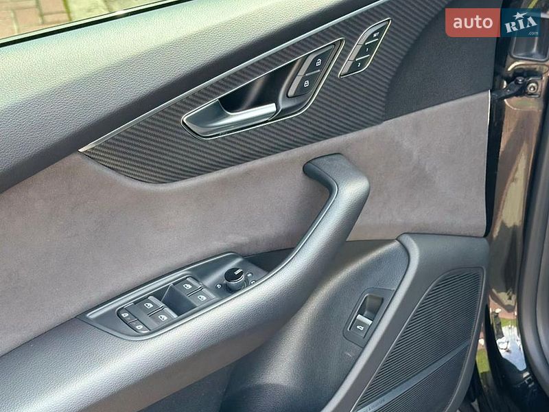 Позашляховик / Кросовер Audi Q8 2023 в Києві фото 16 Позашляховик / Кросовер Audi Q8 2023 в Києві