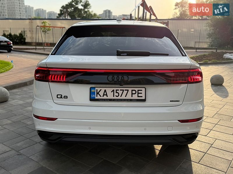 Позашляховик / Кросовер Audi Q8 2023 в Києві