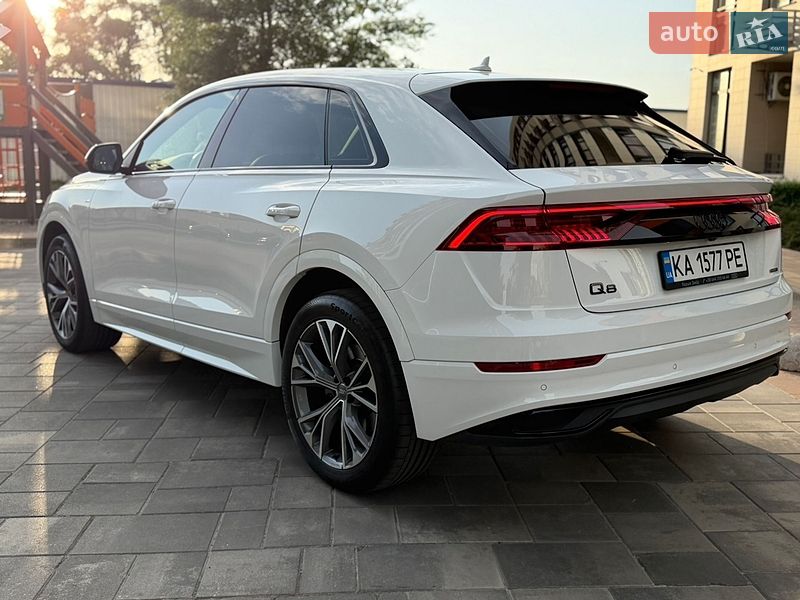 Позашляховик / Кросовер Audi Q8 2023 в Києві