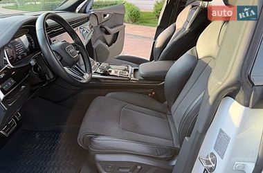 Позашляховик / Кросовер Audi Q8 2023 в Києві