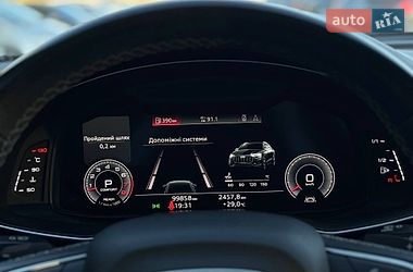 Позашляховик / Кросовер Audi Q8 2020 в Львові