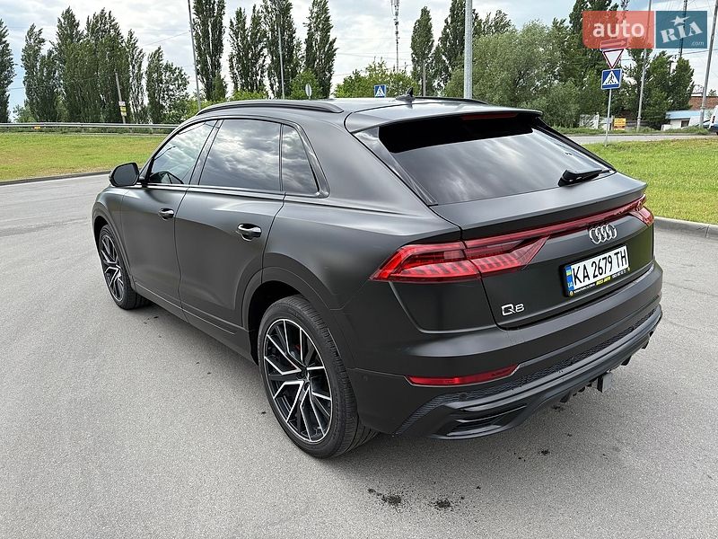 Внедорожник / Кроссовер Audi Q8 2019 в Киеве