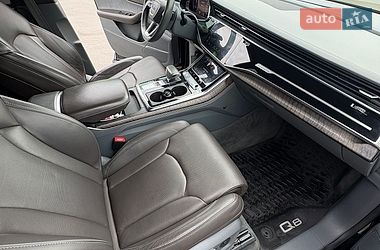 Внедорожник / Кроссовер Audi Q8 2019 в Киеве