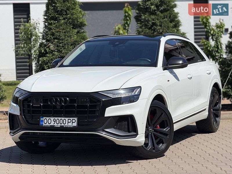 Позашляховик / Кросовер Audi Q8 2018 в Одесі